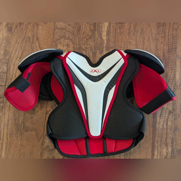Bauer Vapor X2.0 Hockey Shoulder Pads Juniors Small 60-90lbs NWOT - Picture 7 of 13